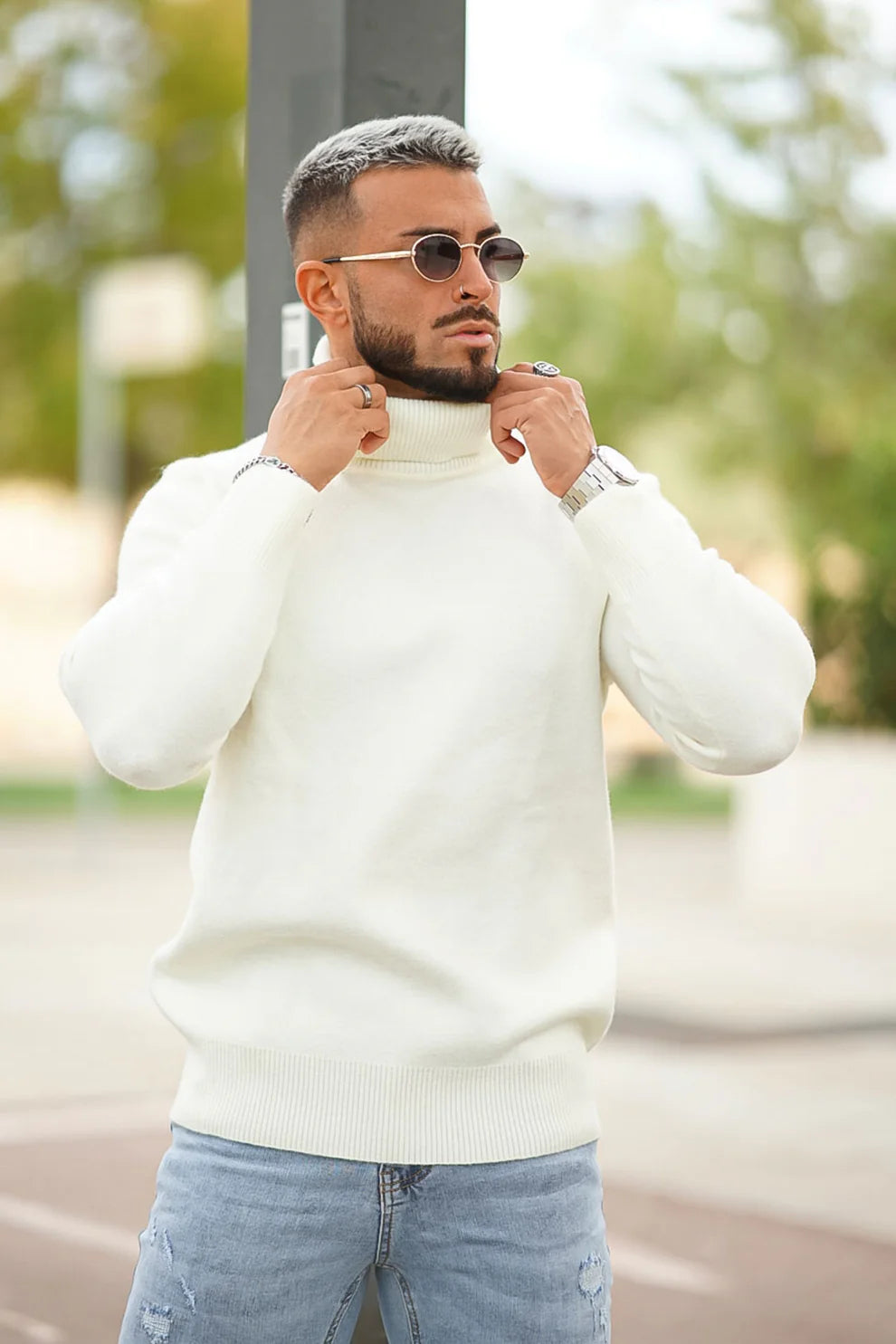 The Leadership White Turtleneck Sweater