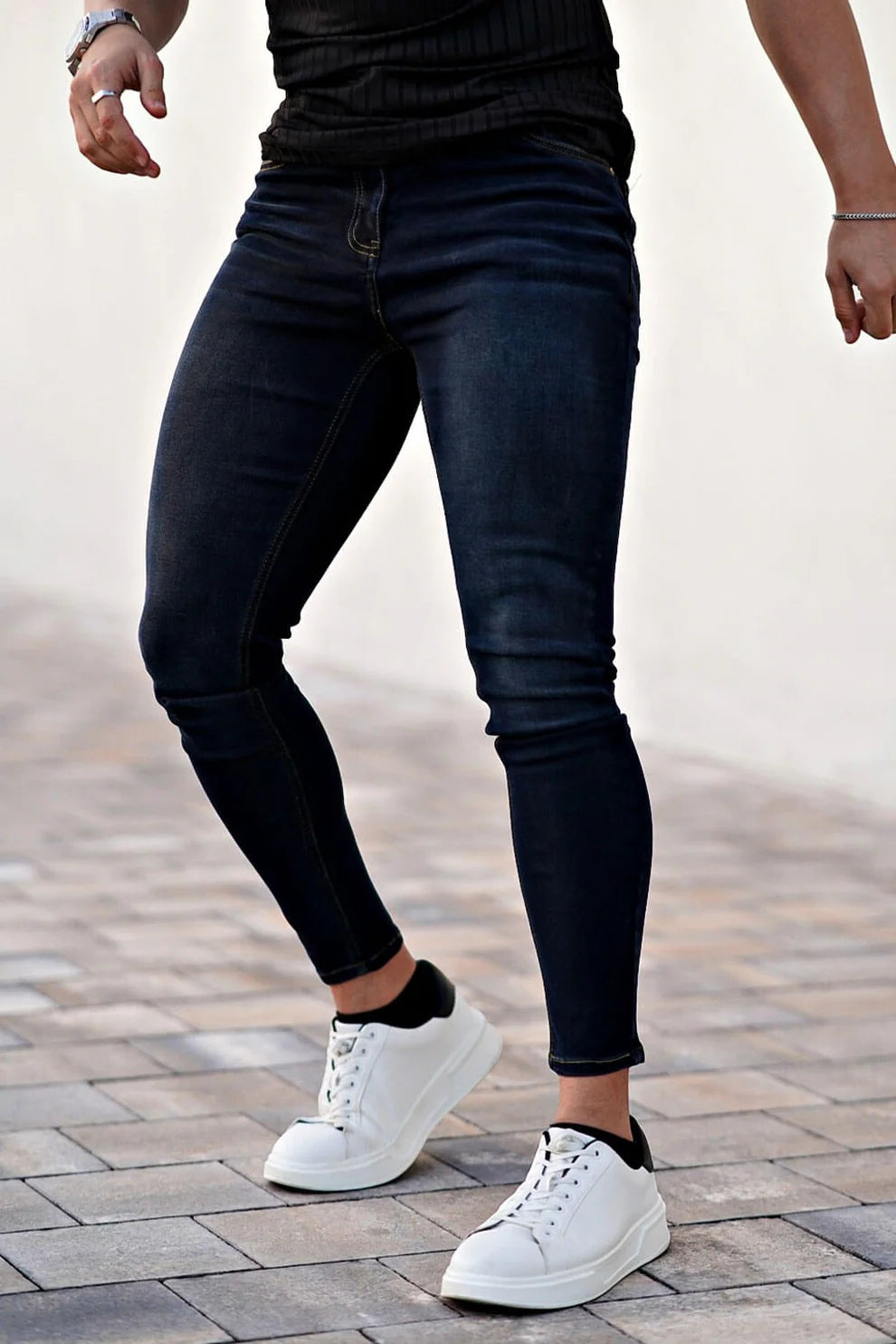 The Leadership Muscle Fit Skinny Jeans