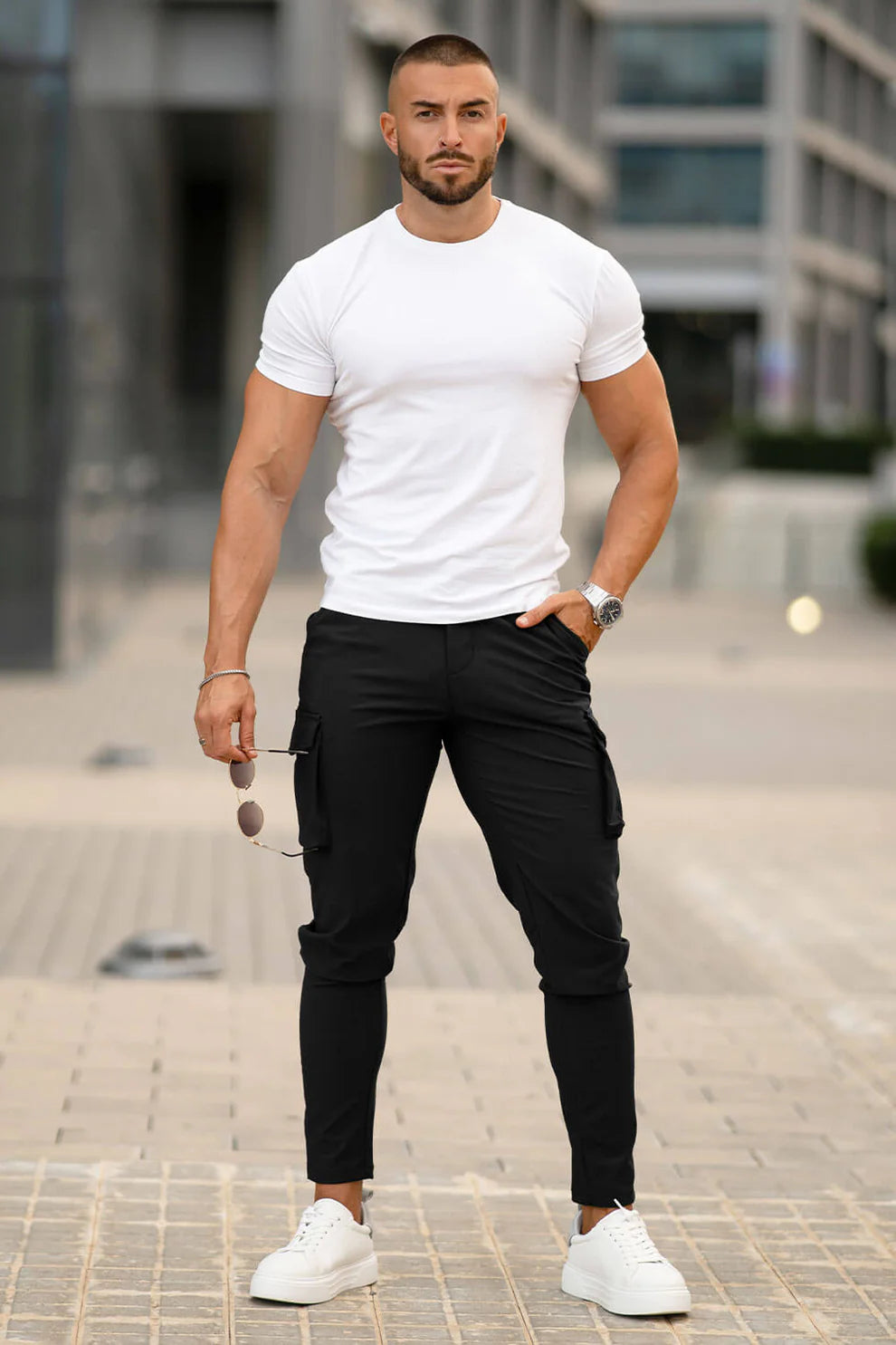 The Dynamic Black Cargo Pants