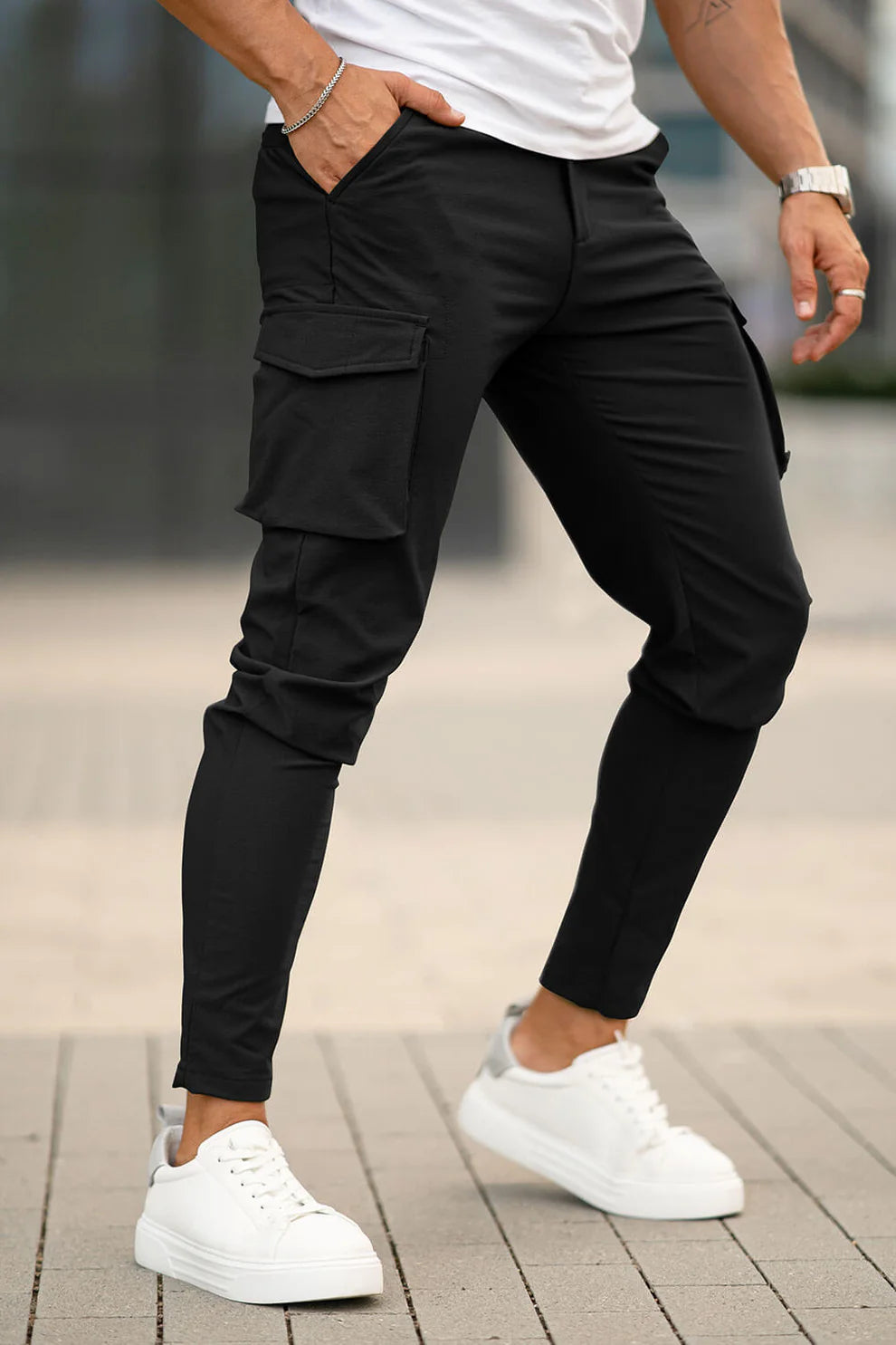 The Dynamic Black Cargo Pants