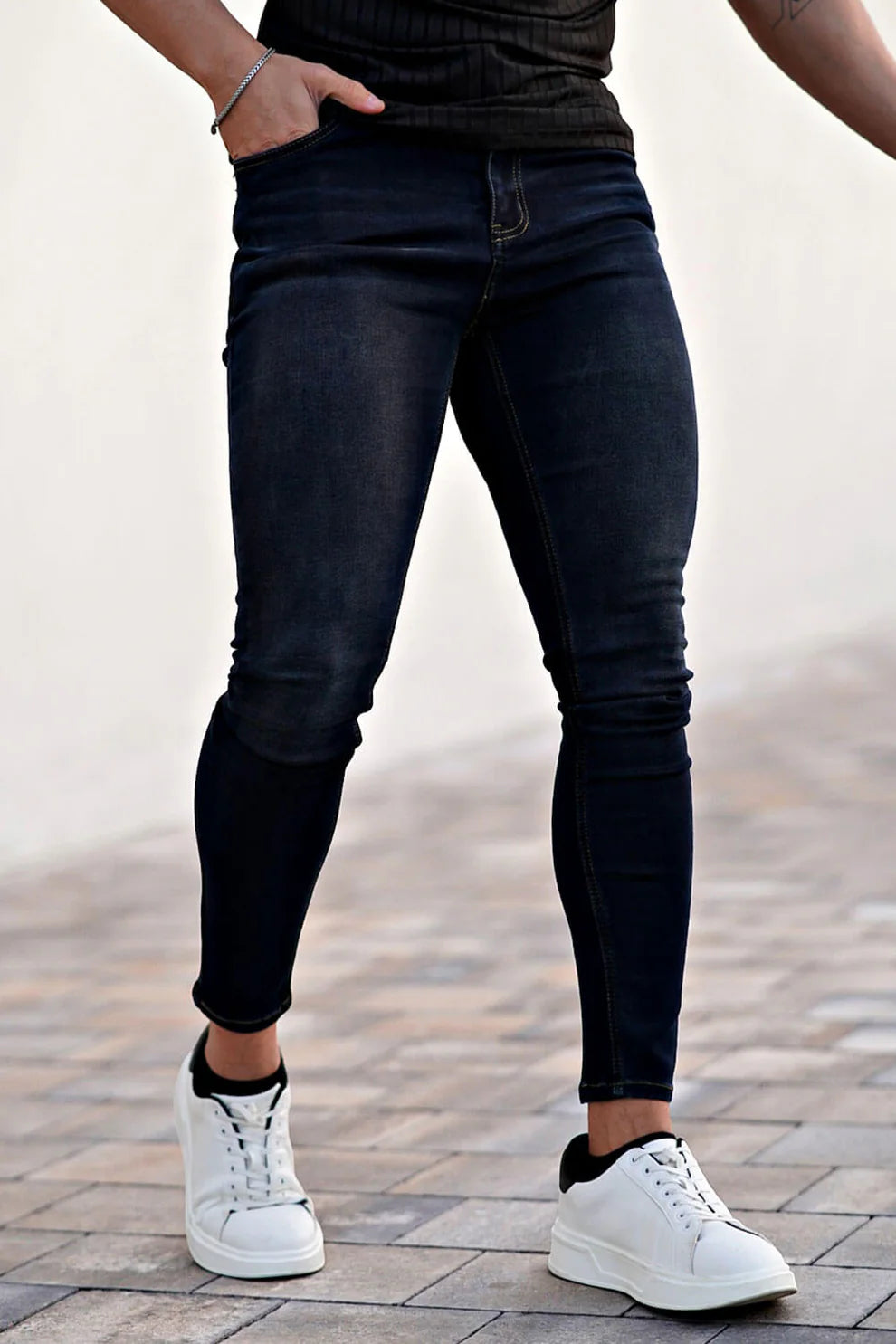 The Leadership Muscle Fit Skinny Jeans